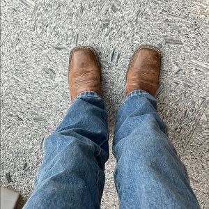 Meet your Posher, Daniel